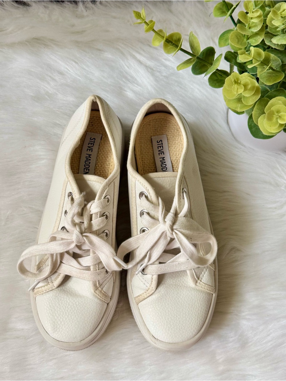 Steve Madden Bobbi30 White Platform Lace-Up Sneakers Size 7M Chunky Casual Shoes - Picture 11 of 11